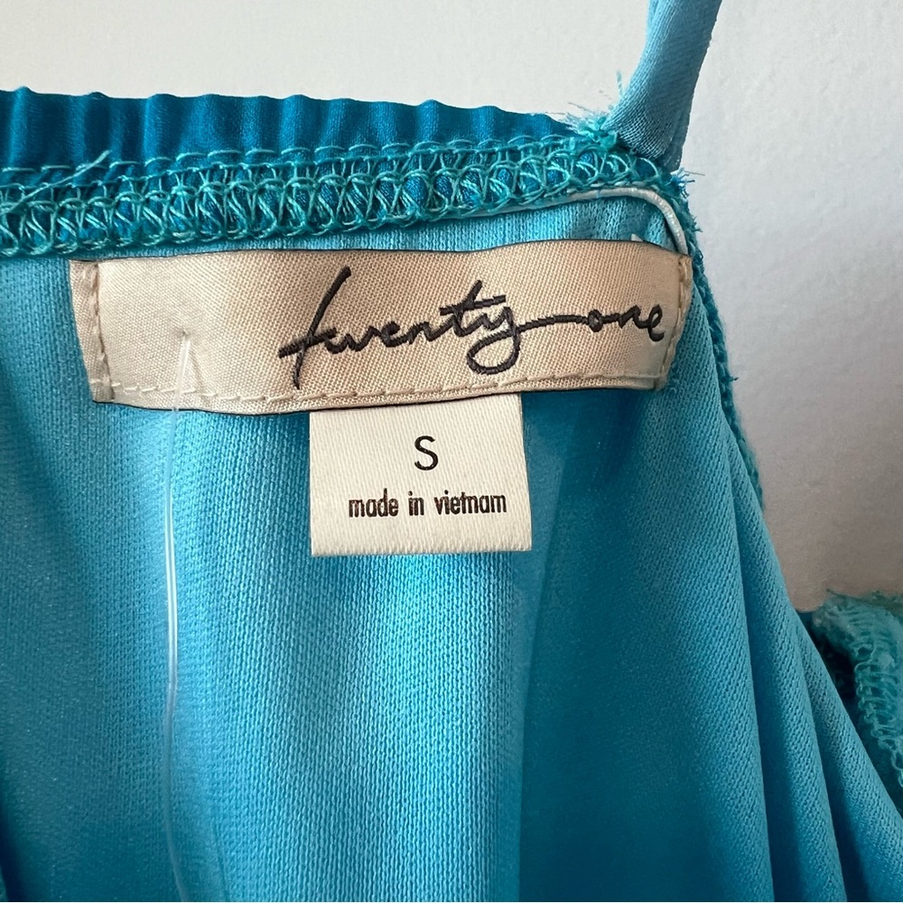 Forever 21 Shirt Length Mini Dress | NWT | Flaws | Blue Ombre Tulle | Fairycore - Picture 14 of 16
